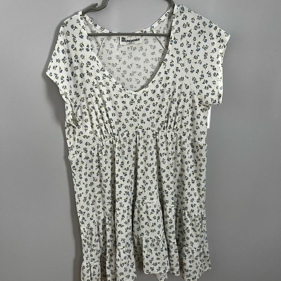 No Boundaries white and blue Floral Mini Dress - Picture 1 of 6